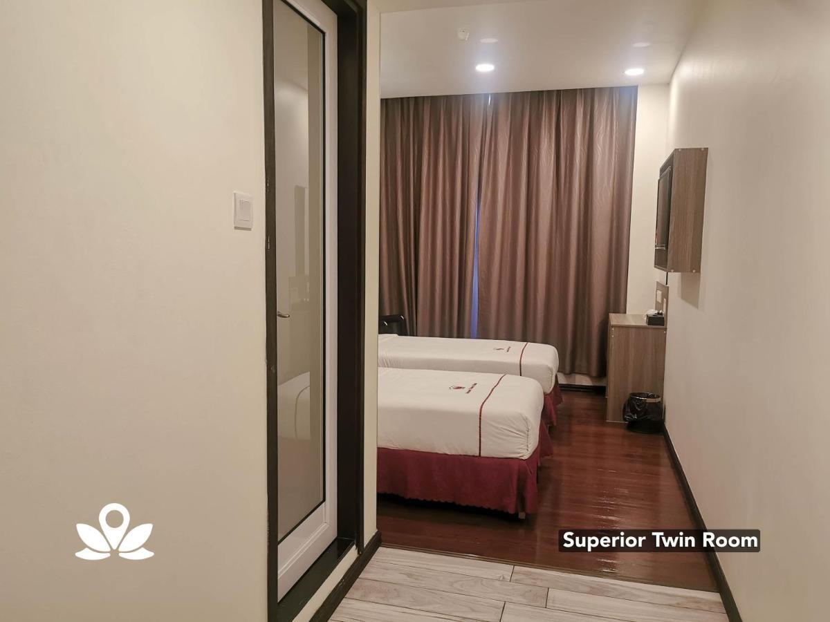 Zen Rooms Ambassador Residence Bintulu Eksteriør bilde