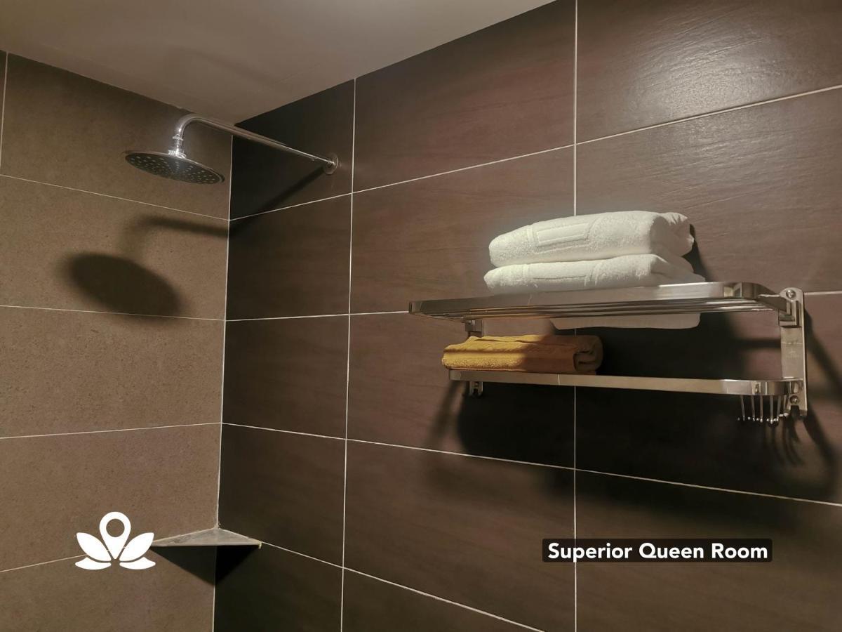 Zen Rooms Ambassador Residence Bintulu Eksteriør bilde